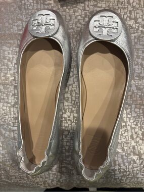 Authentic Tory Burch Silver Reva Leather Ballet Flats